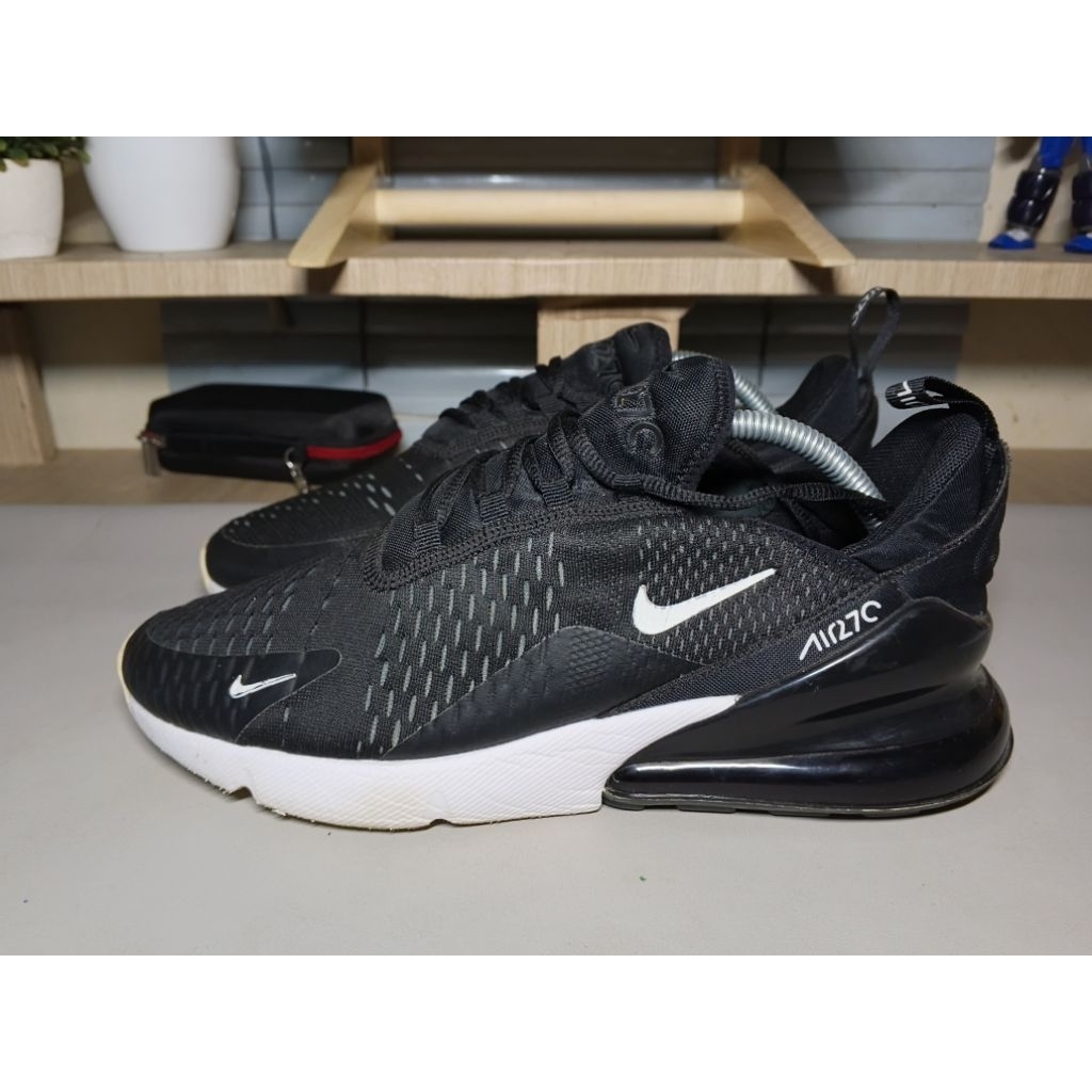 Sepatu Running Air Max 27c 270