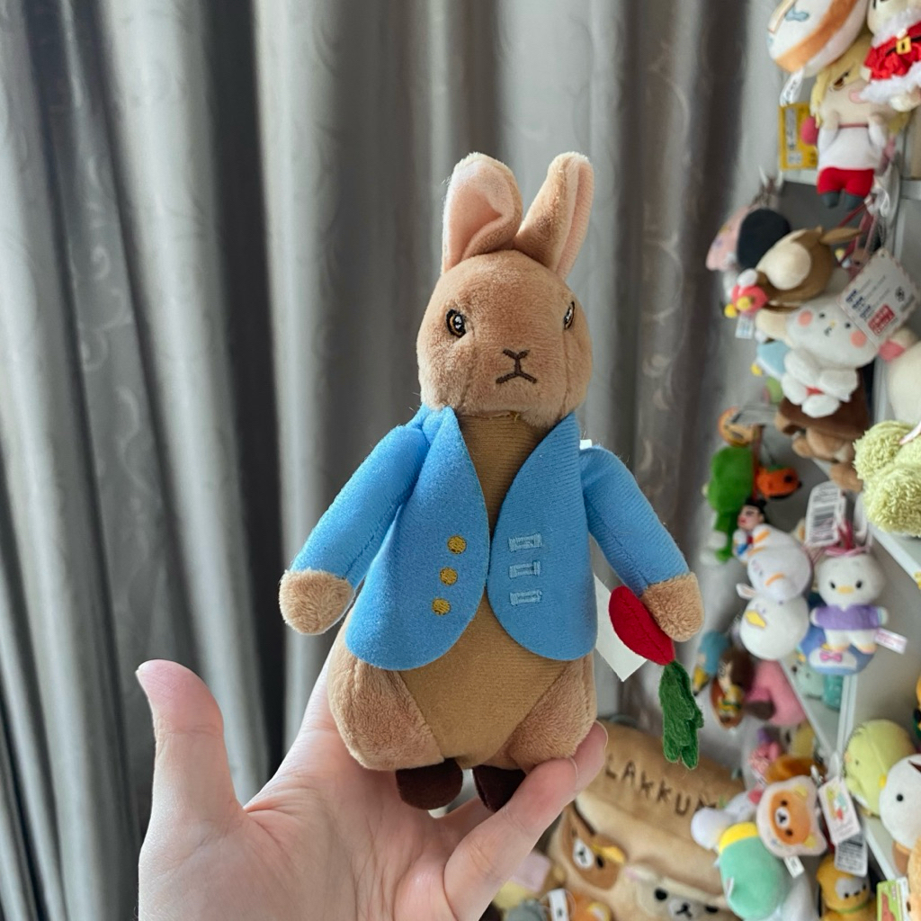 boneka peter rabbit