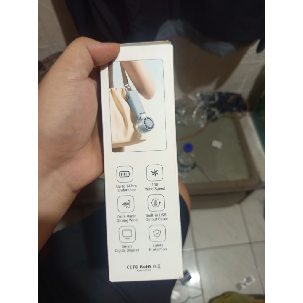 kipas lipat powerbank muxnw (BNIB)