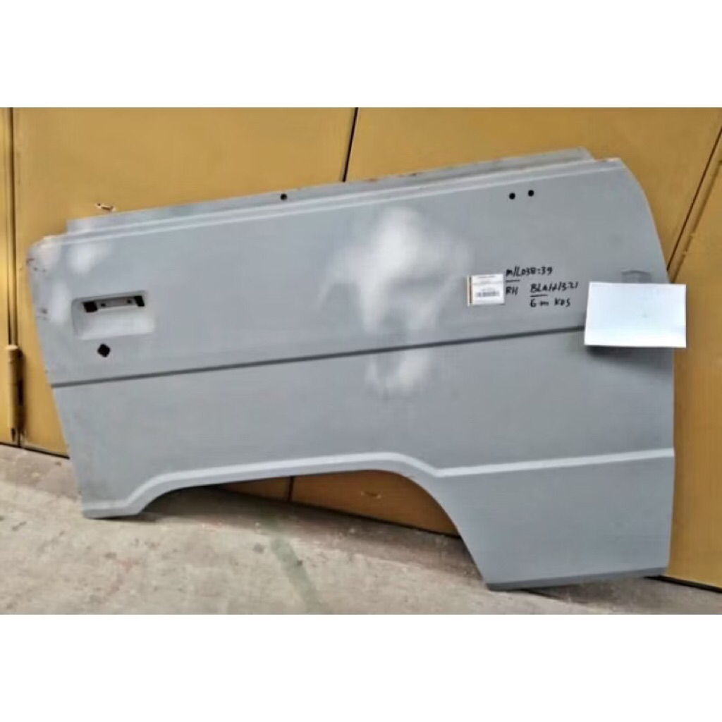 daun pintu kanan l300 ori