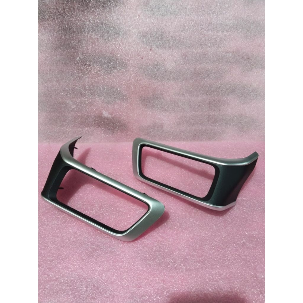 Cover Panel AC Innova zenix panel side Vent Innova zenix Original