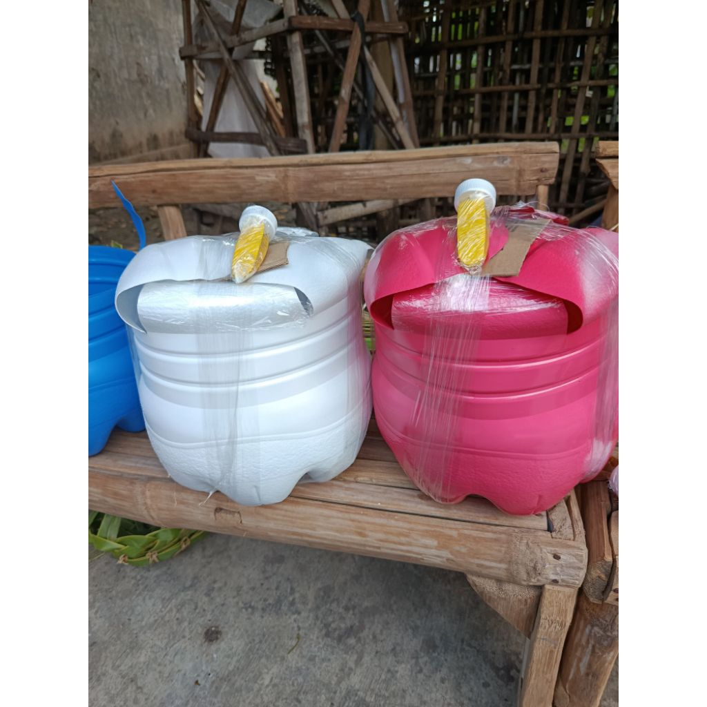 pot karakter angsa lucu