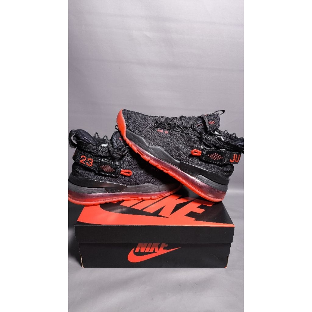 Sepatu basket casual sneakers Nike Jordan Proto Max 720 Second bekas