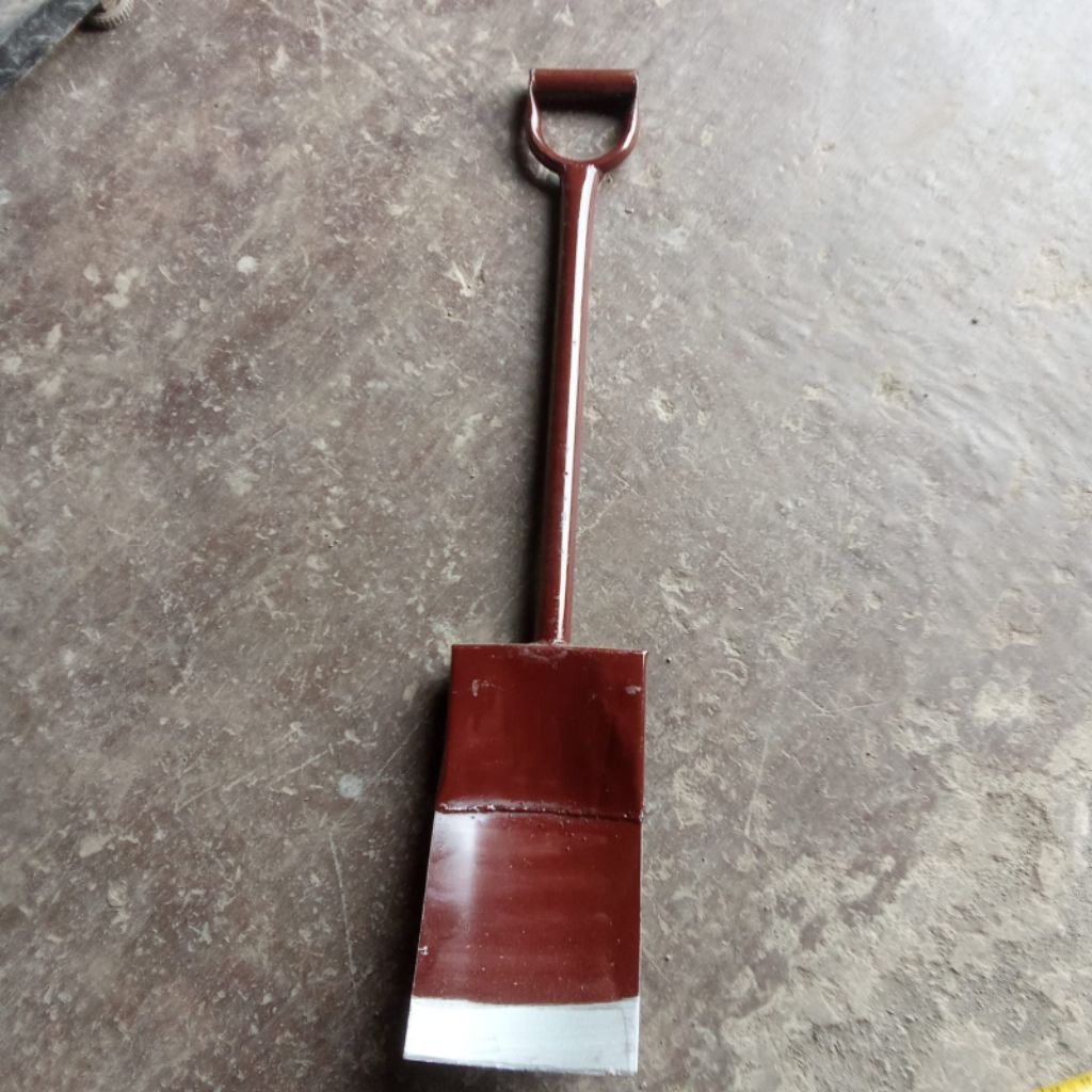 Lempak /Lencek /Sekop Tanah Full Besi