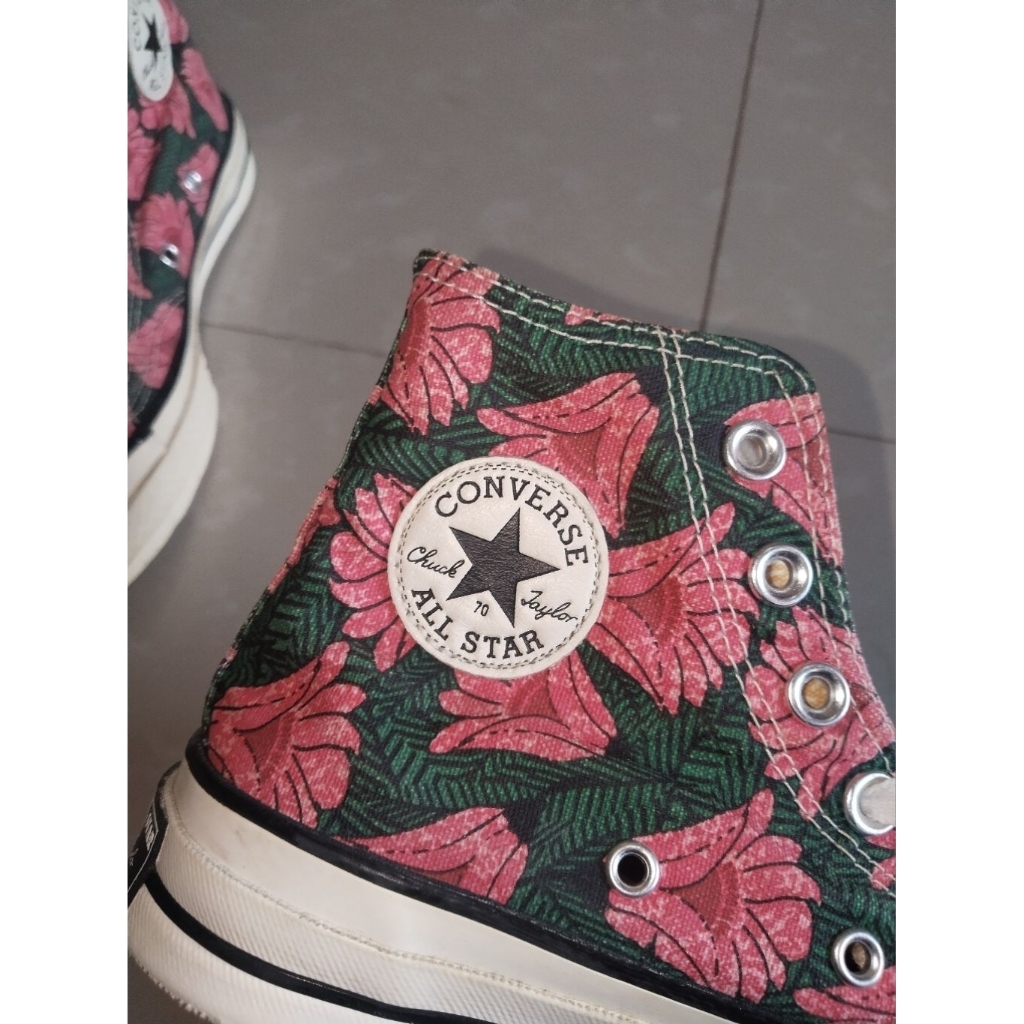 SALE PRELOVED sepatu CV Unisex 'CULTURE WEAVE CHUCK 70' Floral