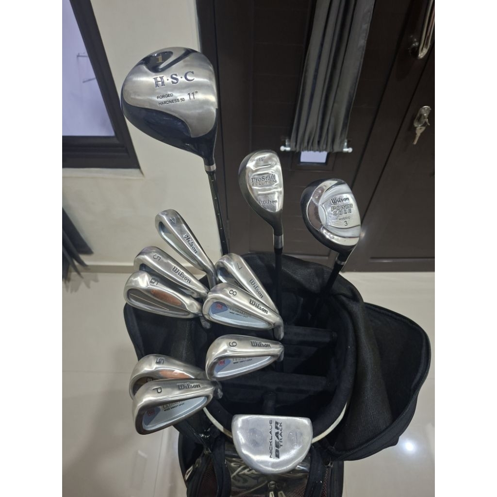full set stik golf merk Wilson brikut tas golf merk tetleist