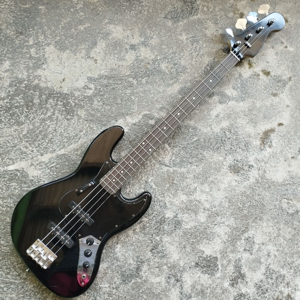 GITAR BASS ORIGINAL STINGER REDECAL MATCHING HEADSTOK SECOND MURAH