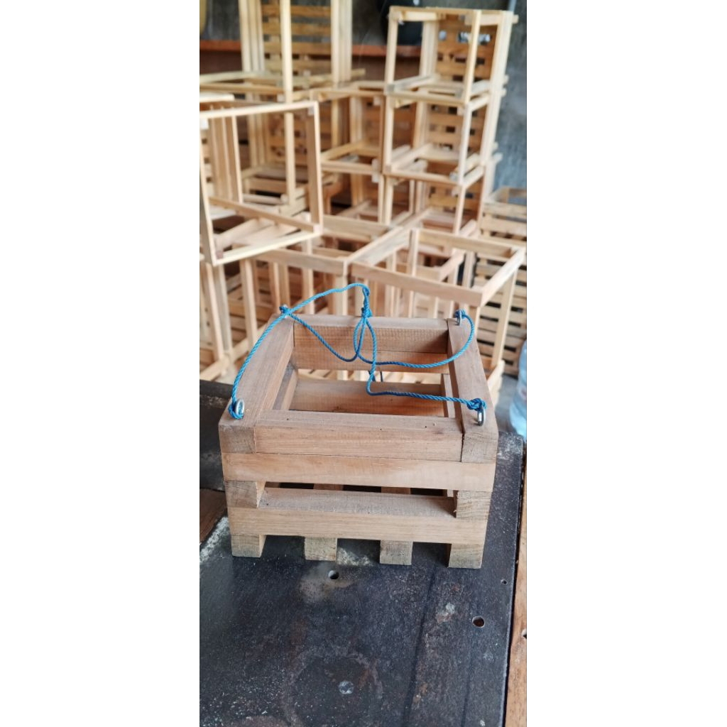 pot gantung paketan 95000 dapat 6 pot/pot anggrek/pot kayu/pot aesthetic