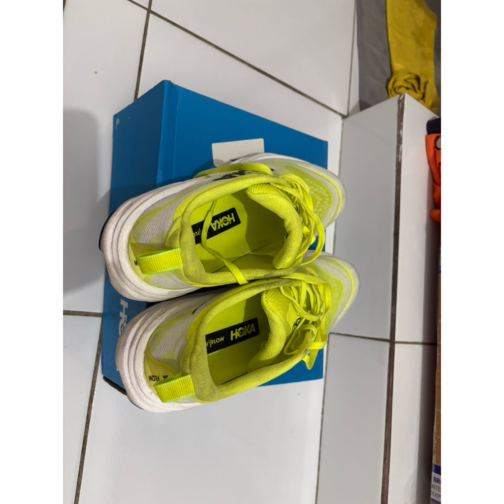 murah Hoka Skyflow Men's Running - Neon Hoka Citrus/Neon White