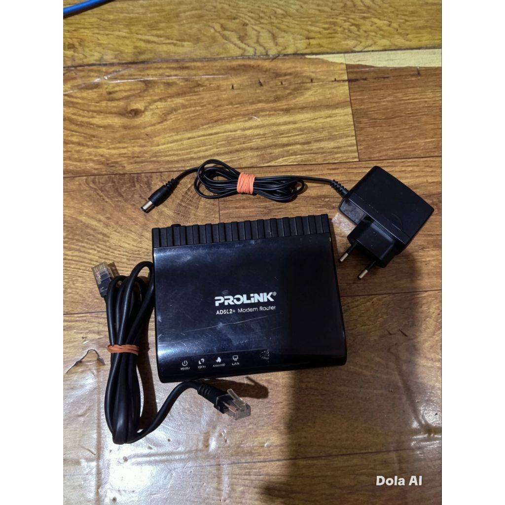 Router Wifi + kabel power + kabel lan