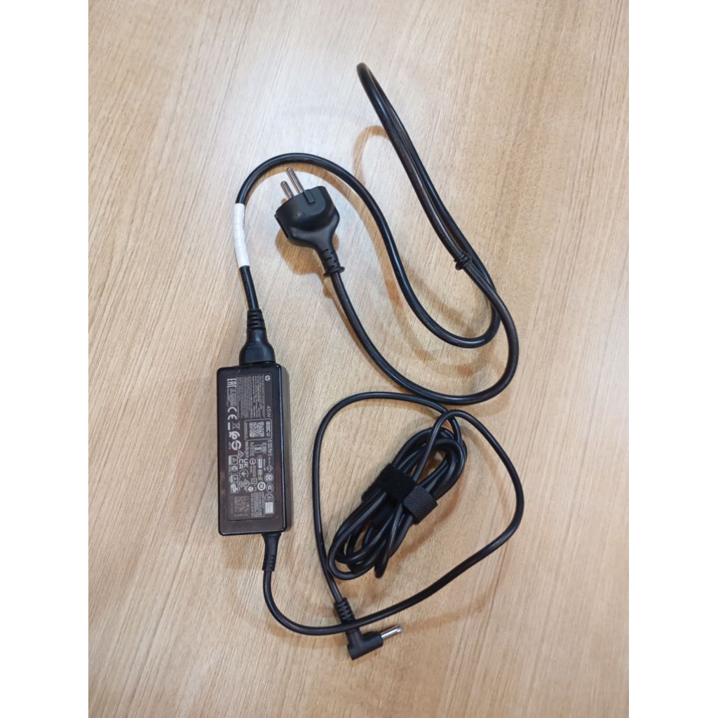 Charger/Adaptor Laptop HP