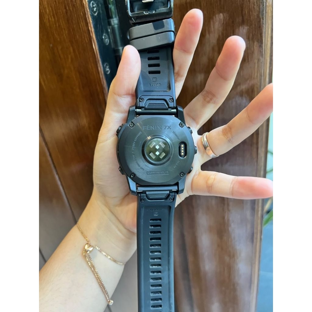 garmin fenix 7x sapphire solar