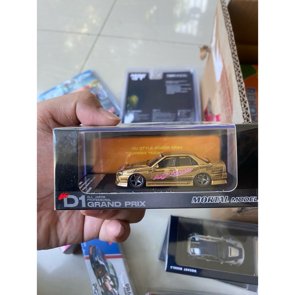 Mortal Model er34 Uras Gold
