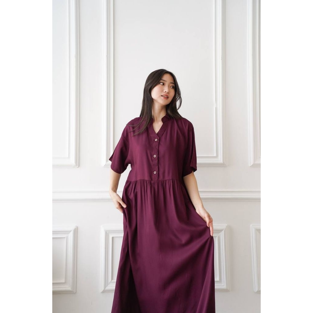 DASTER MAHIRA POLOS LENGAN PENDEK | Burgundy