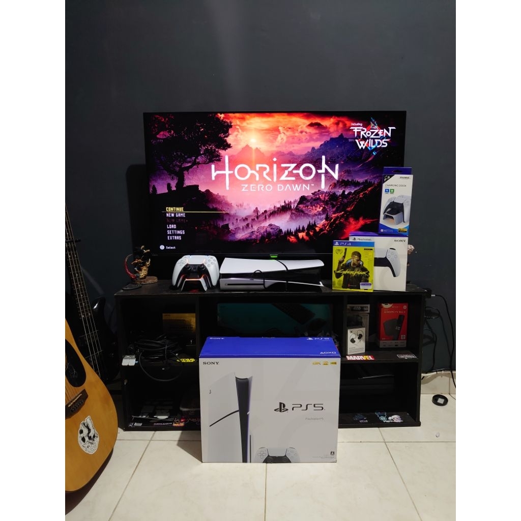 Playstation 5 Slim Disc + Accessories