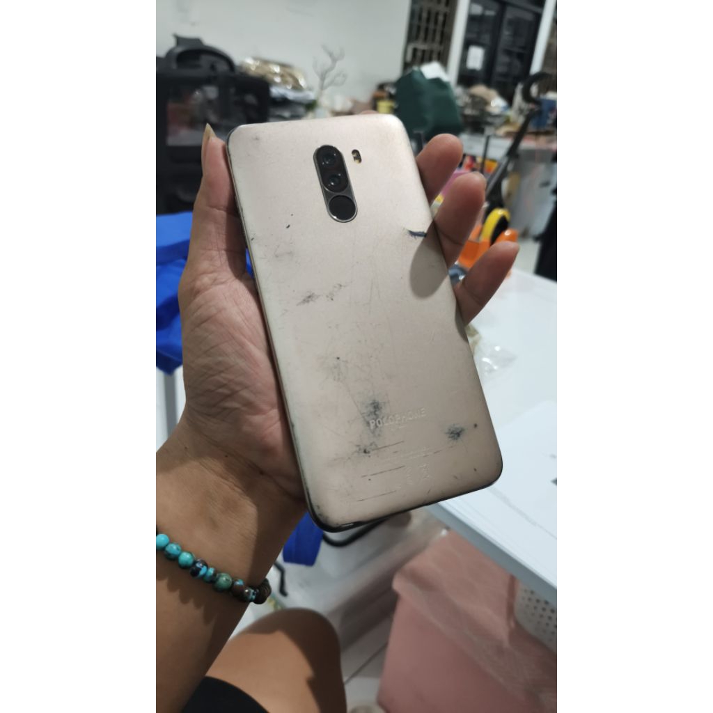 pocophone f1 6/128