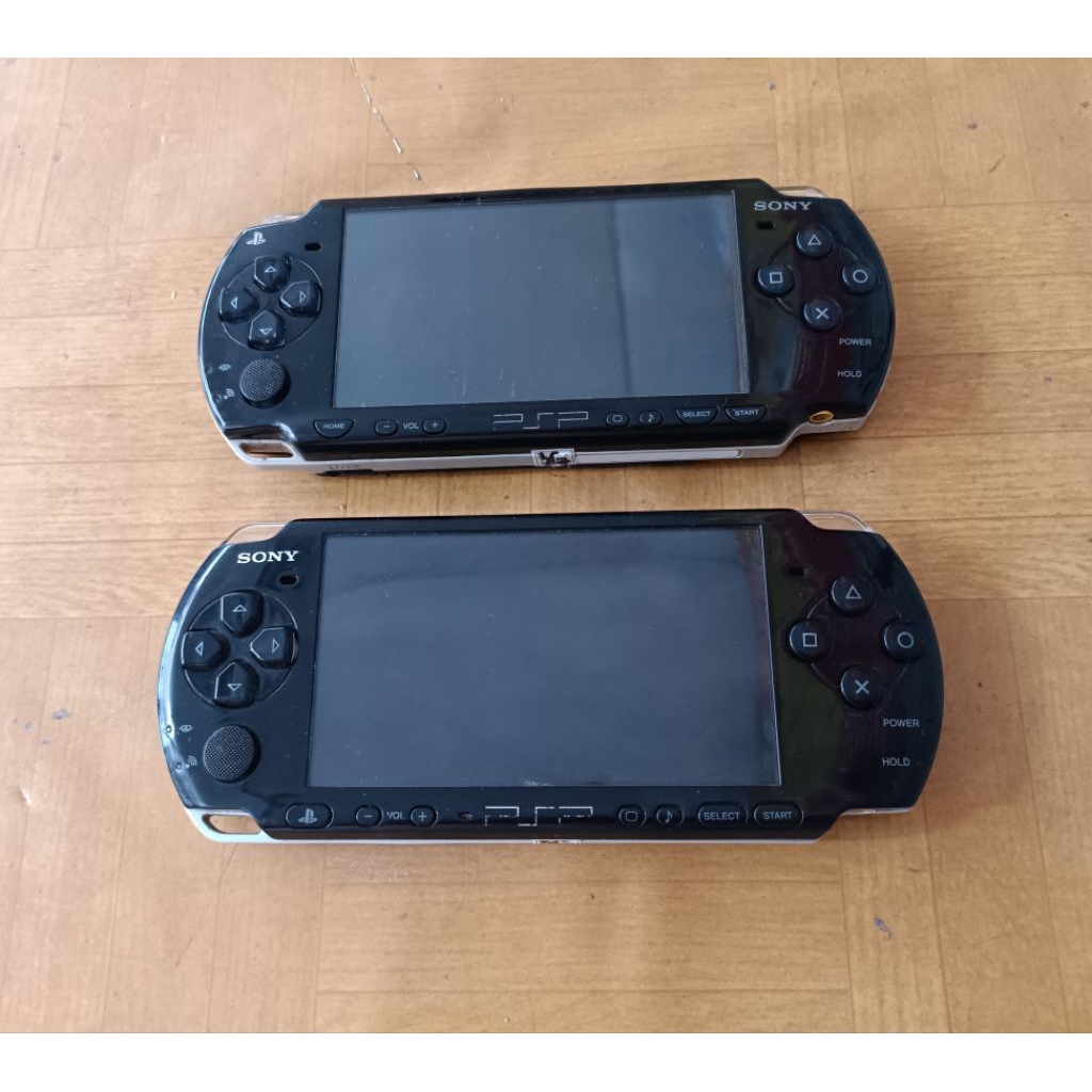 SONY PSP seri 2000 dan 3006 Hitam [Bahan]