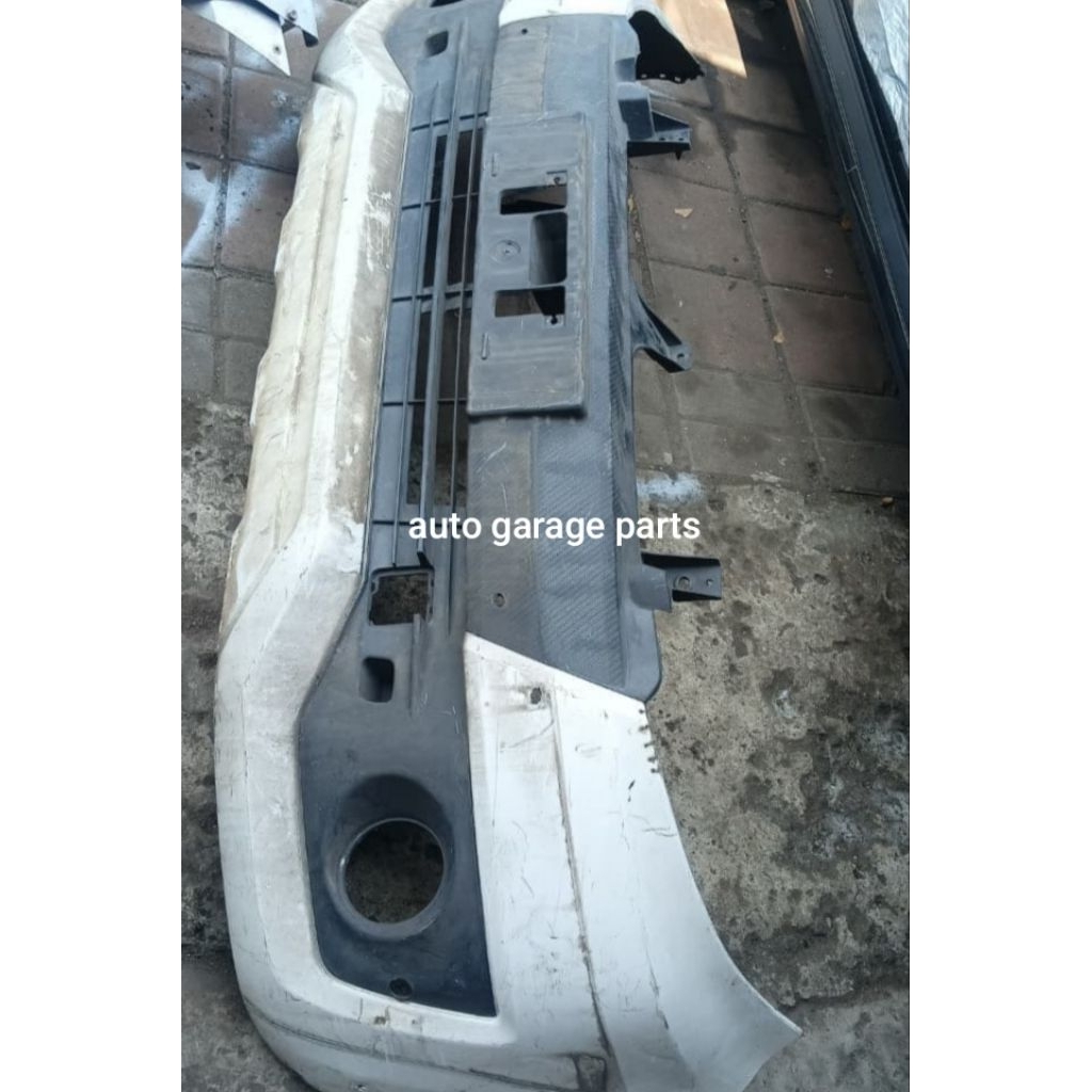 Bemper Bumper Toyota Rush 2016 Original