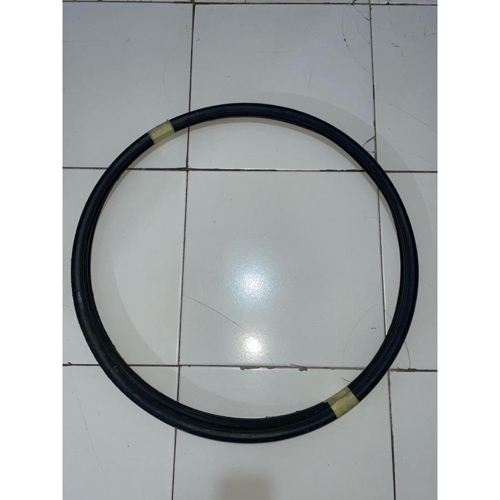 Ban luar kenda 700x230 sepasang kondisi baru copotan dari roadbike pardus super sport