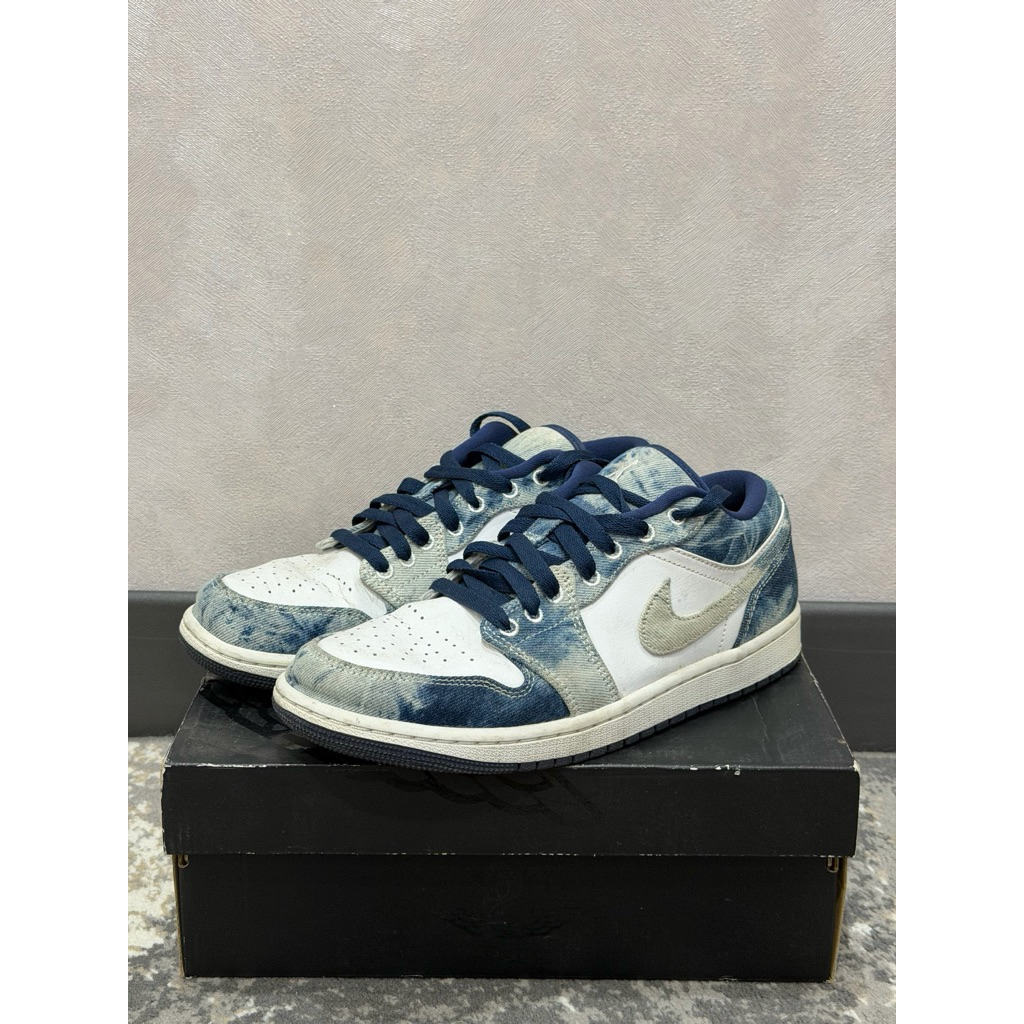 SEPATU NIKE AIR JORDAN LOW 1