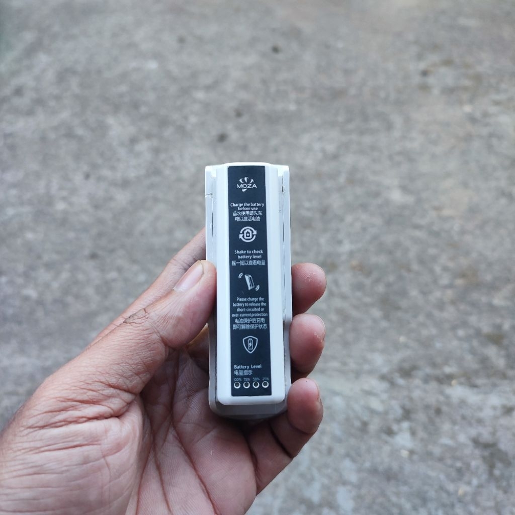 Baterai batrai battery gimbal stabilizer moza aircross 2 original ada garansi