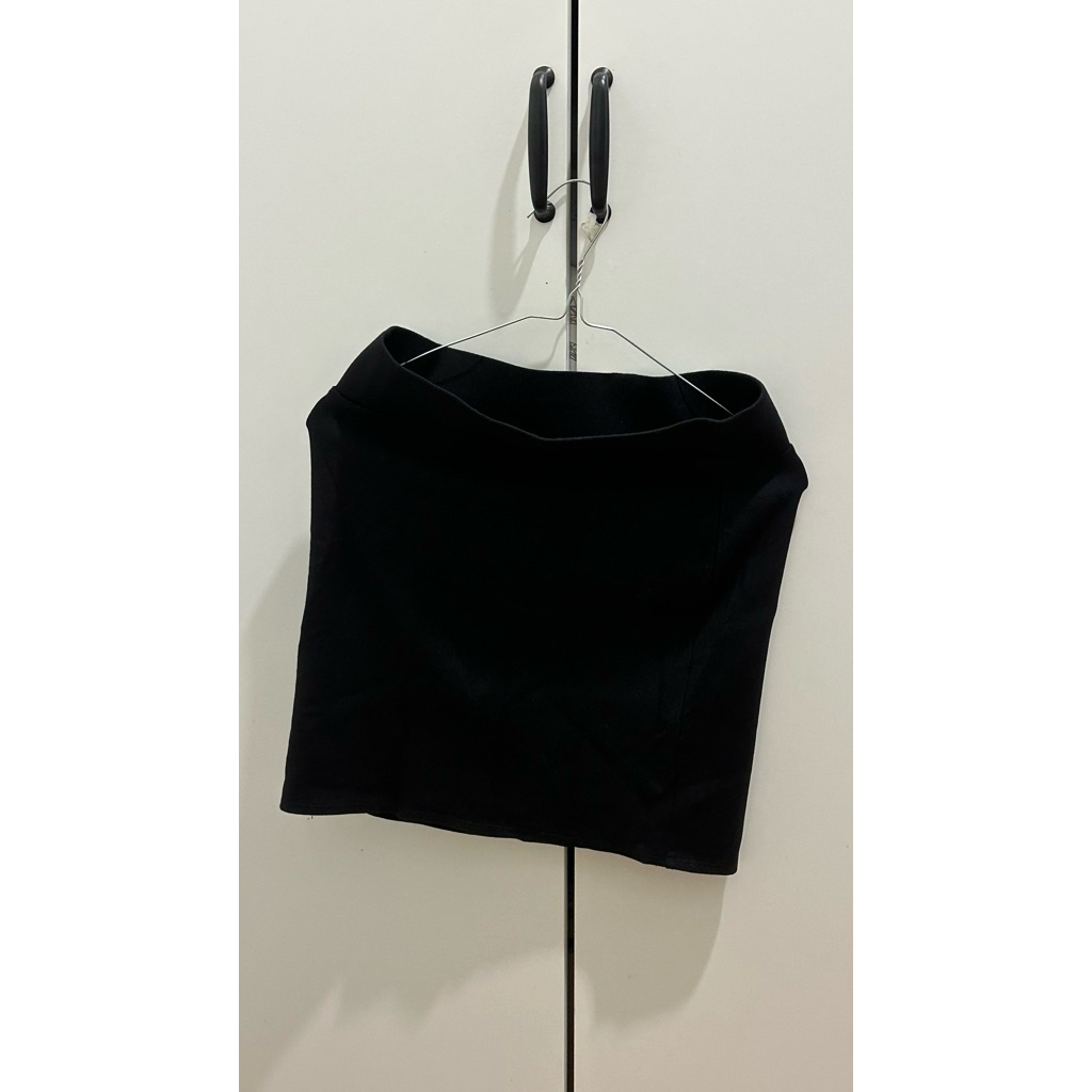 PRELOVED rok hitam