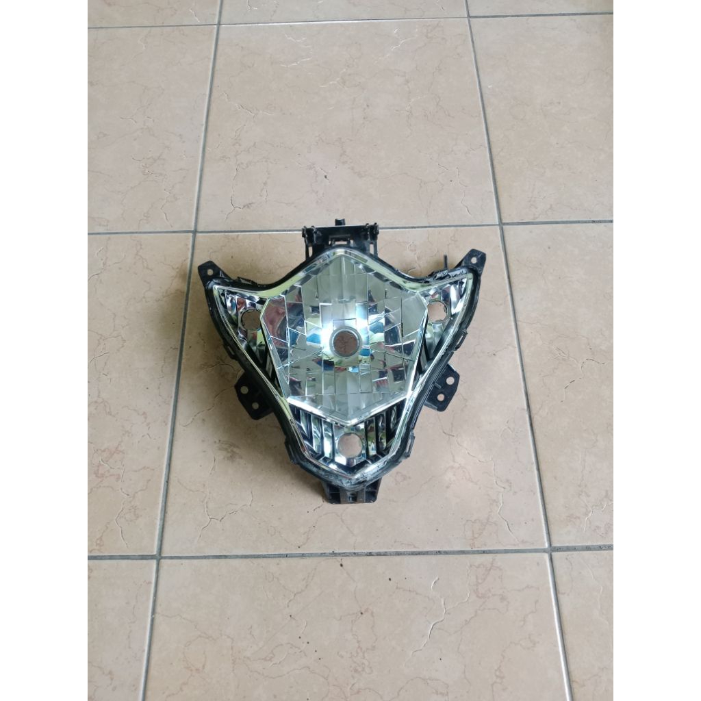 housing lampu depan Satria FU facelift bekas original