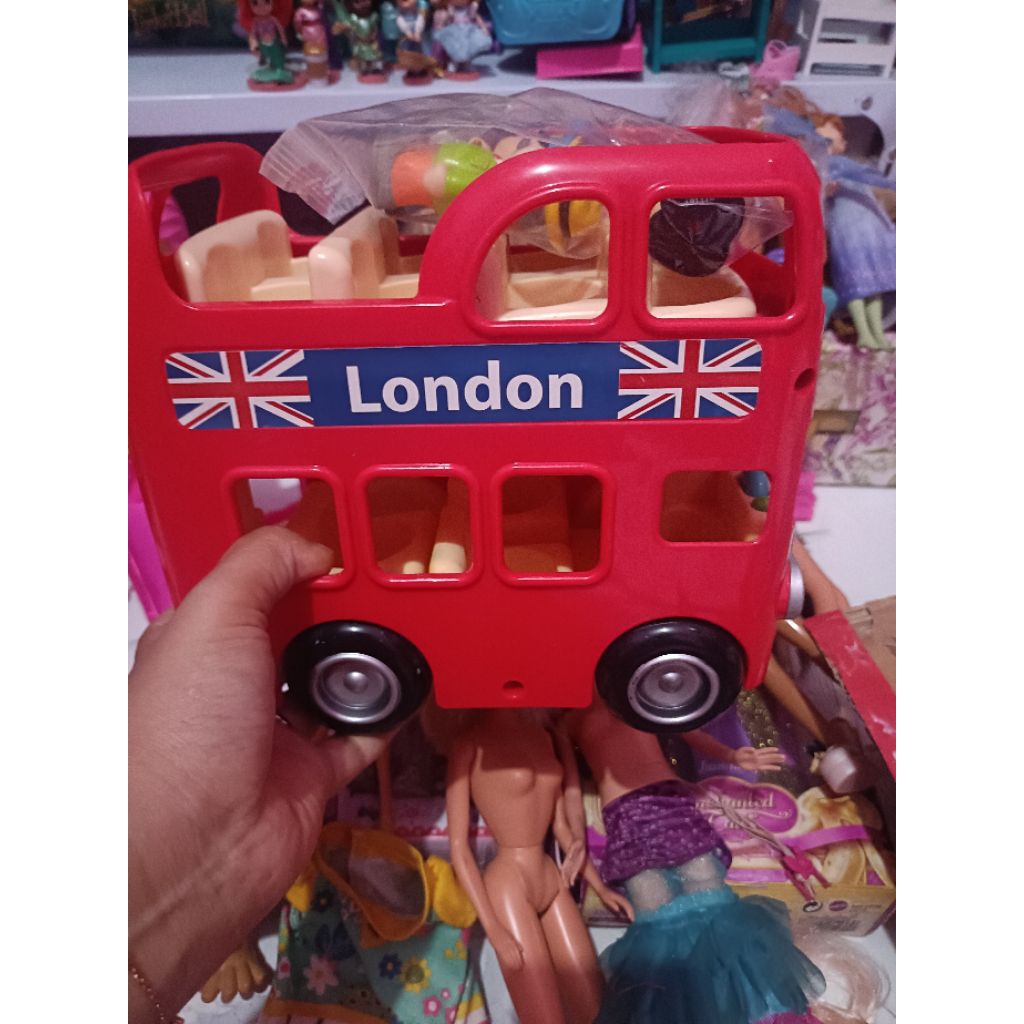 ELC happyland London bus