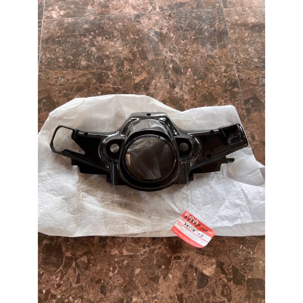 Batok lampu depan bawah suzuki rc 100/80 deluxe original baru nos