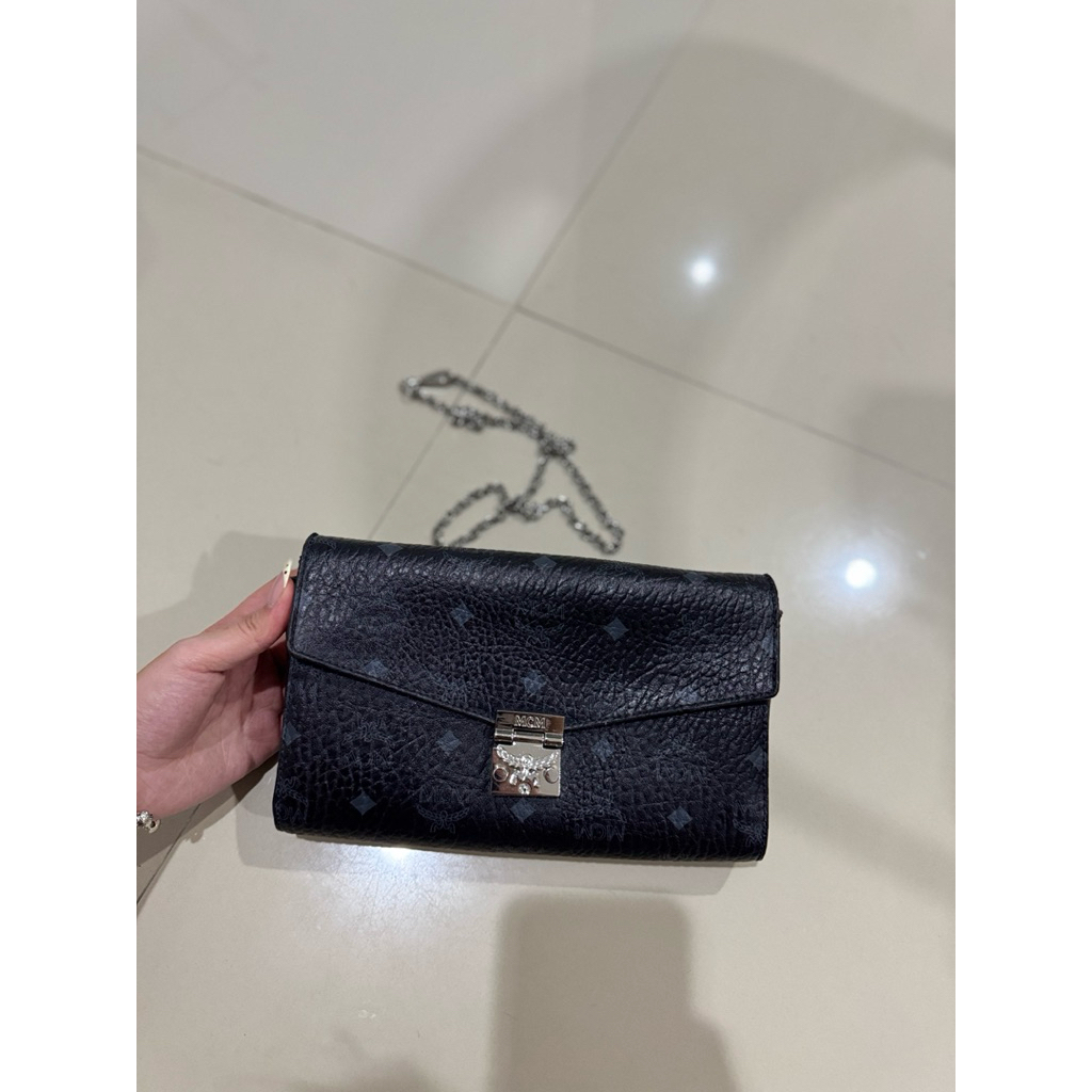 MCM Slingbag (bag only) ORIGINAL