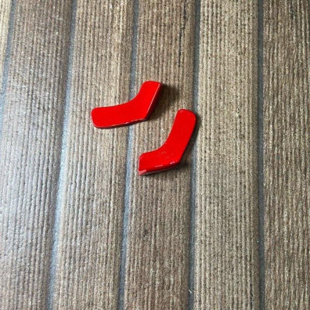 Winglet Resin (2 pcs) untuk Miniatur Bus 1:20