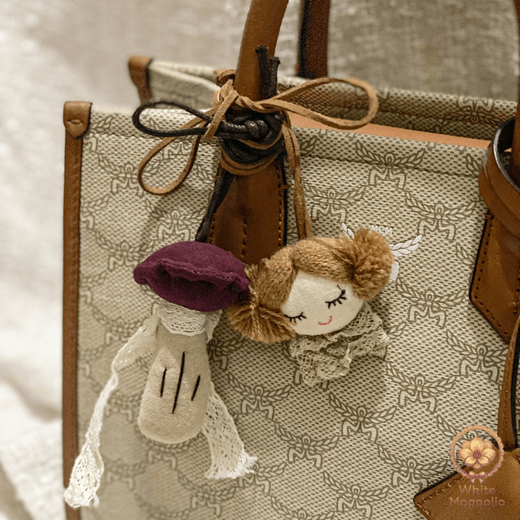 White Magnolia Vintage Edition | Gantungan Tas Handmade Vintage Aesthetic Korean Bag Charm