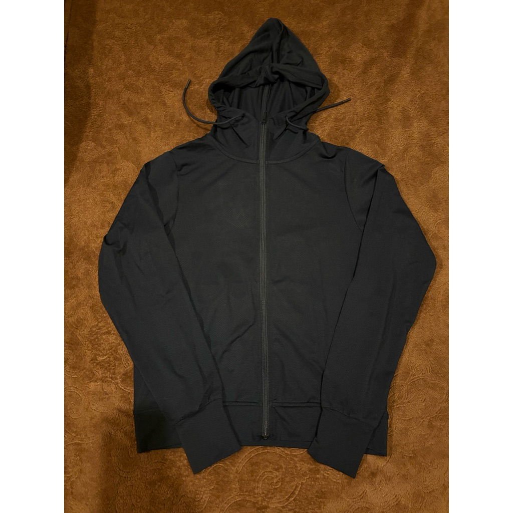 sport uniqlo jacket