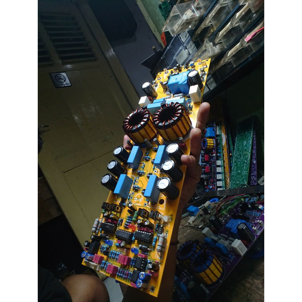 Driver Amplifier Class D Fullbrigde D3k9