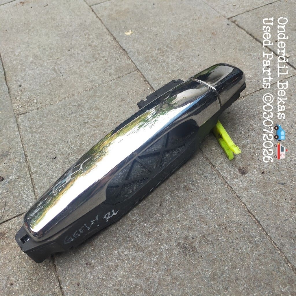 handle pintu kiri belakang GEELY MK1 2005