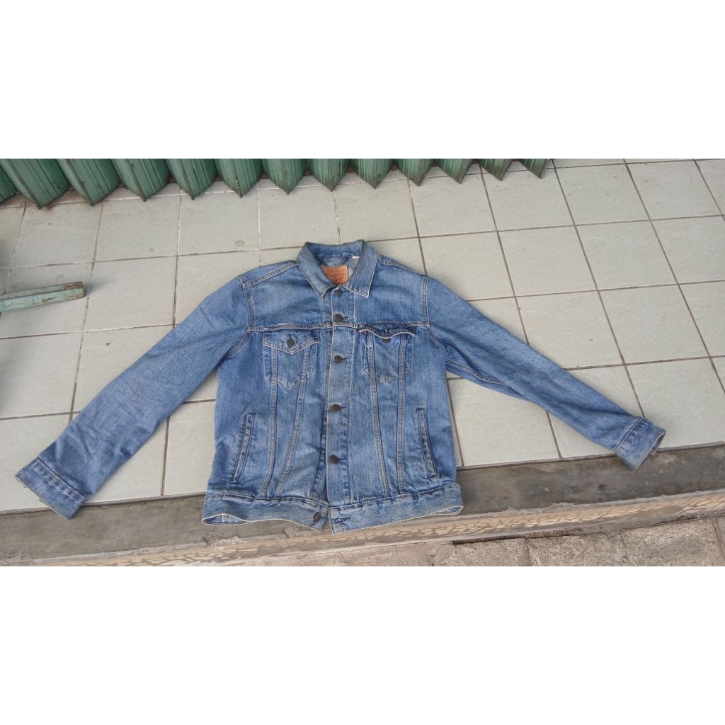 jaket Trucker Levis original size M