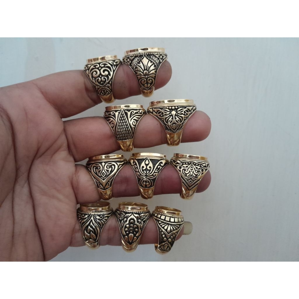 cincin ring emban kuning sari kombinasi hitam