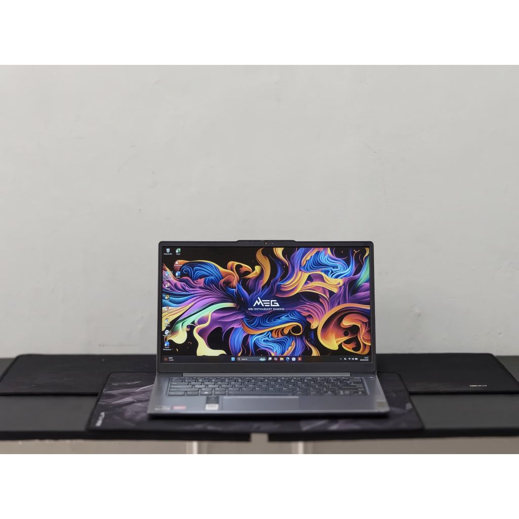 LAPTOP KANTORAN LENOVO IDEAPAD SLIM 3 (82XL) R7-5825U AMD RADEON