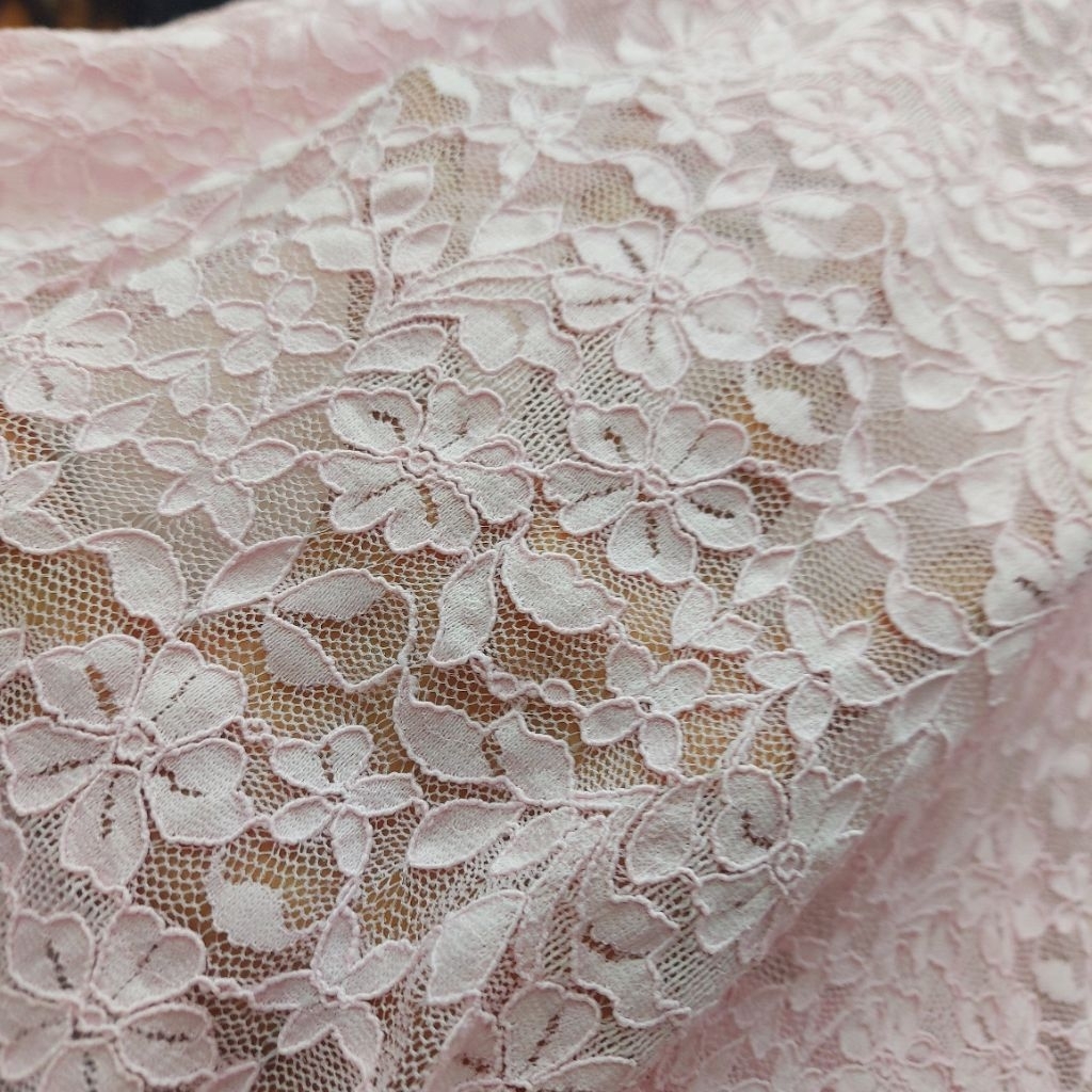 kain brokat premium  - kain brokat motif  - kain brokat mewah  - kain brokat street ( baby pink) G
