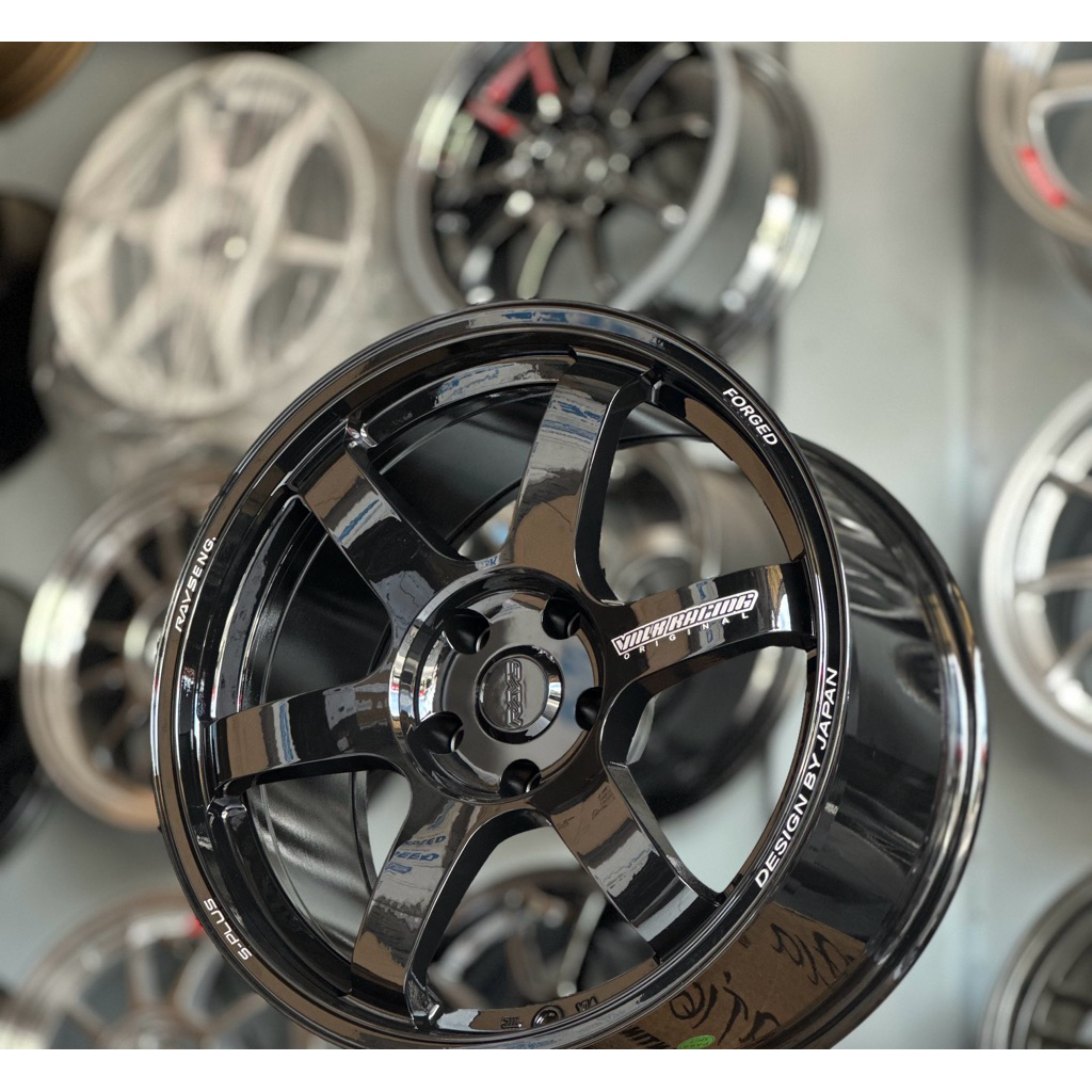 Velg TE37 Saga Glosyblack R18 Kondisi Baru