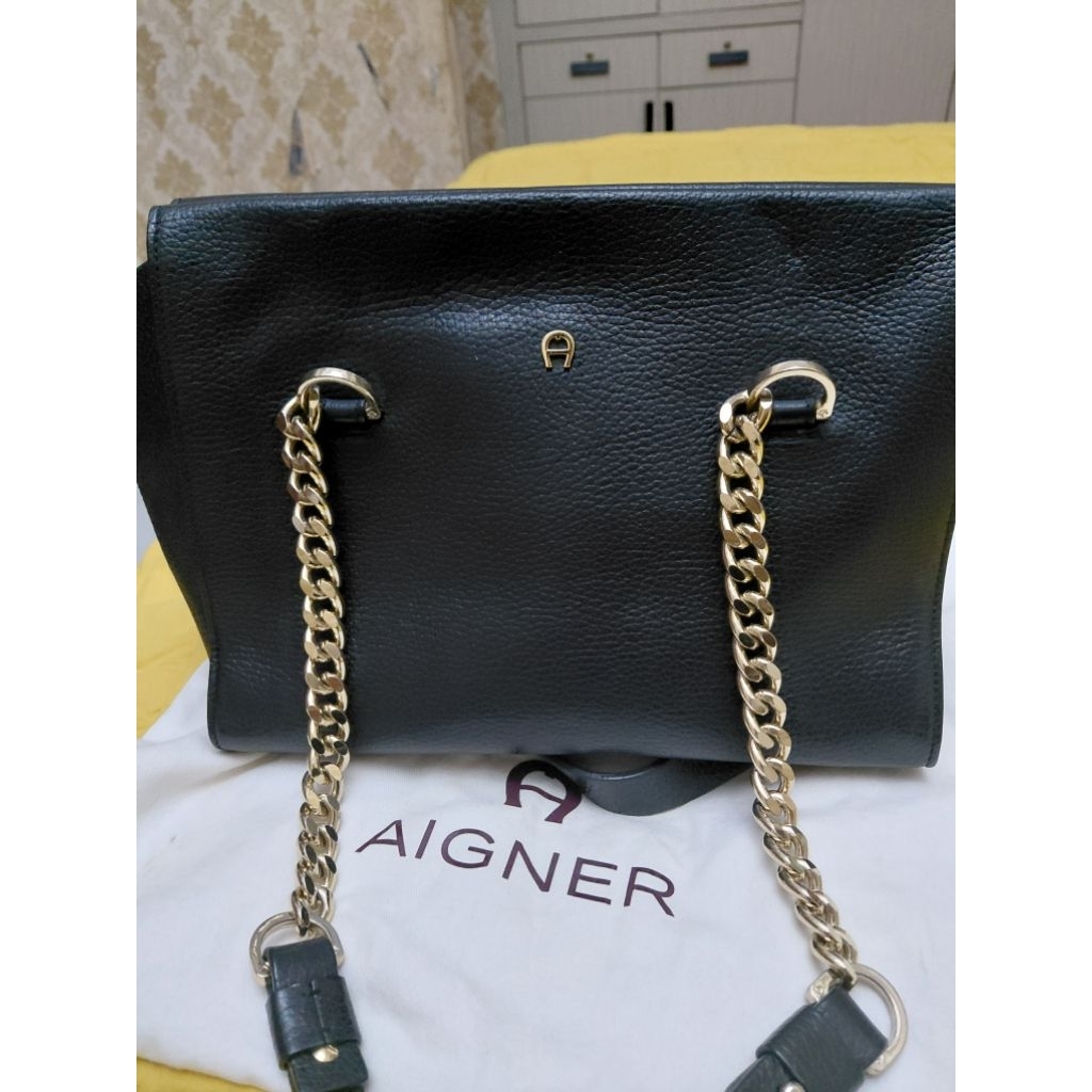 tas aigner original