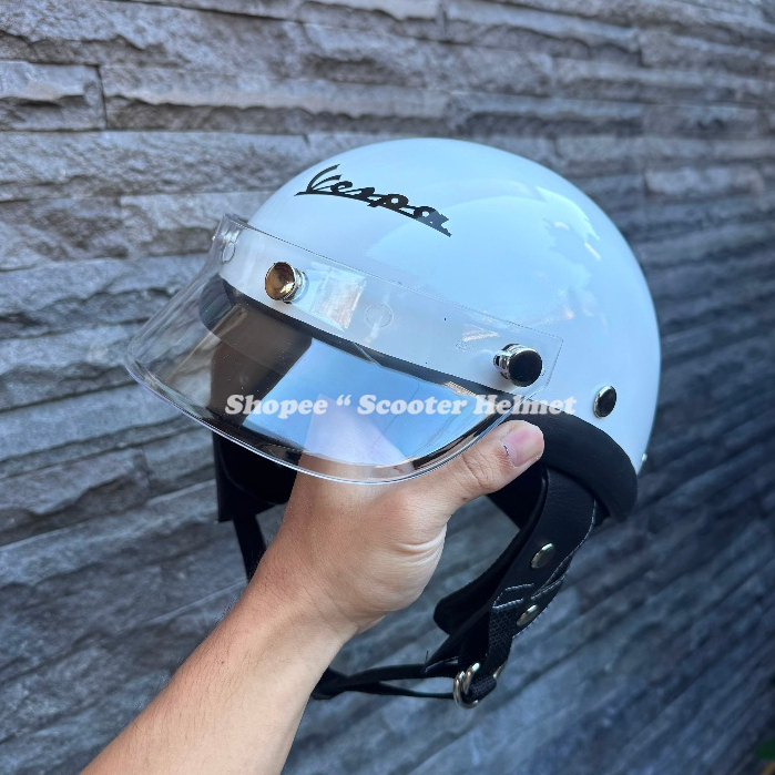 Helm Vespa Classic