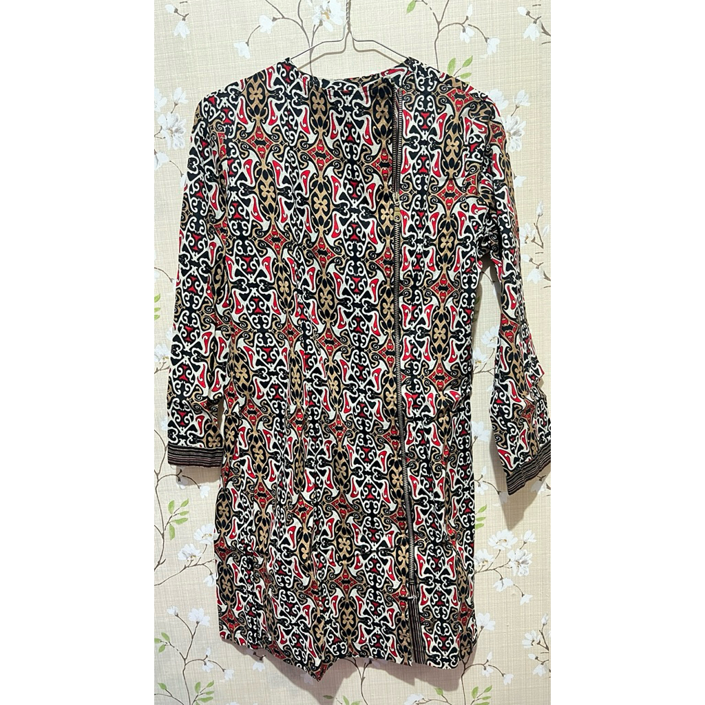 Like New - Blouse Tunik Batik Ridho Galih - Motif DAYAK