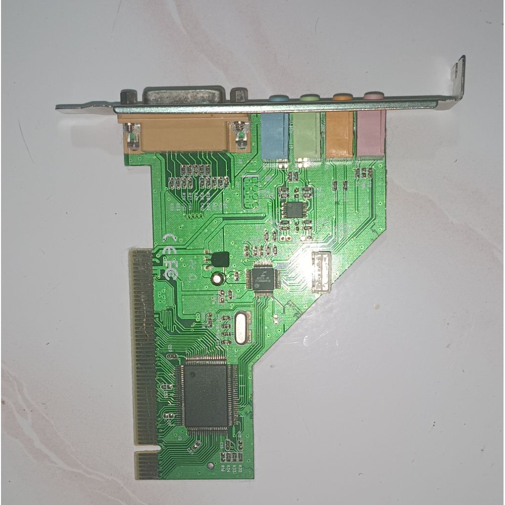 SOUND CARD - Creative 4.1 CT5880 PCI