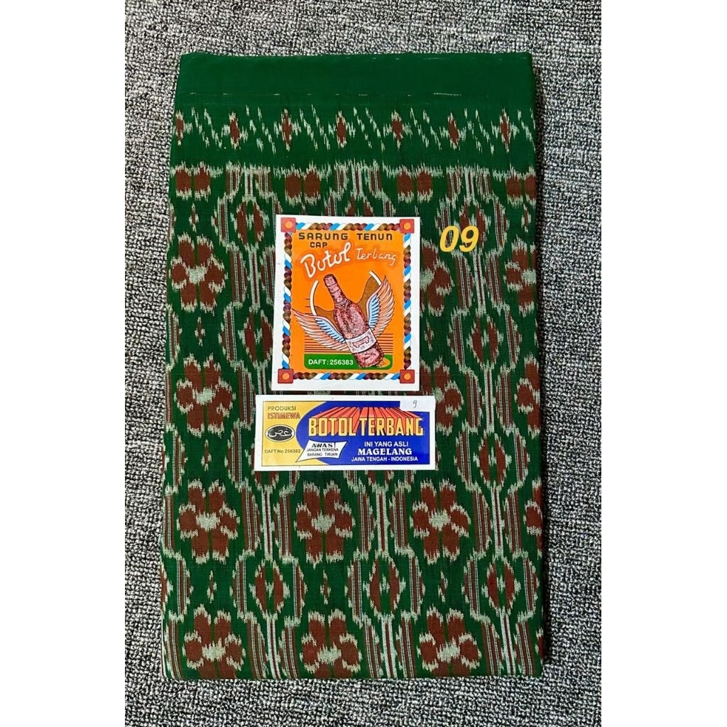 MKT Sarung Botol Terbang Hijau Batik