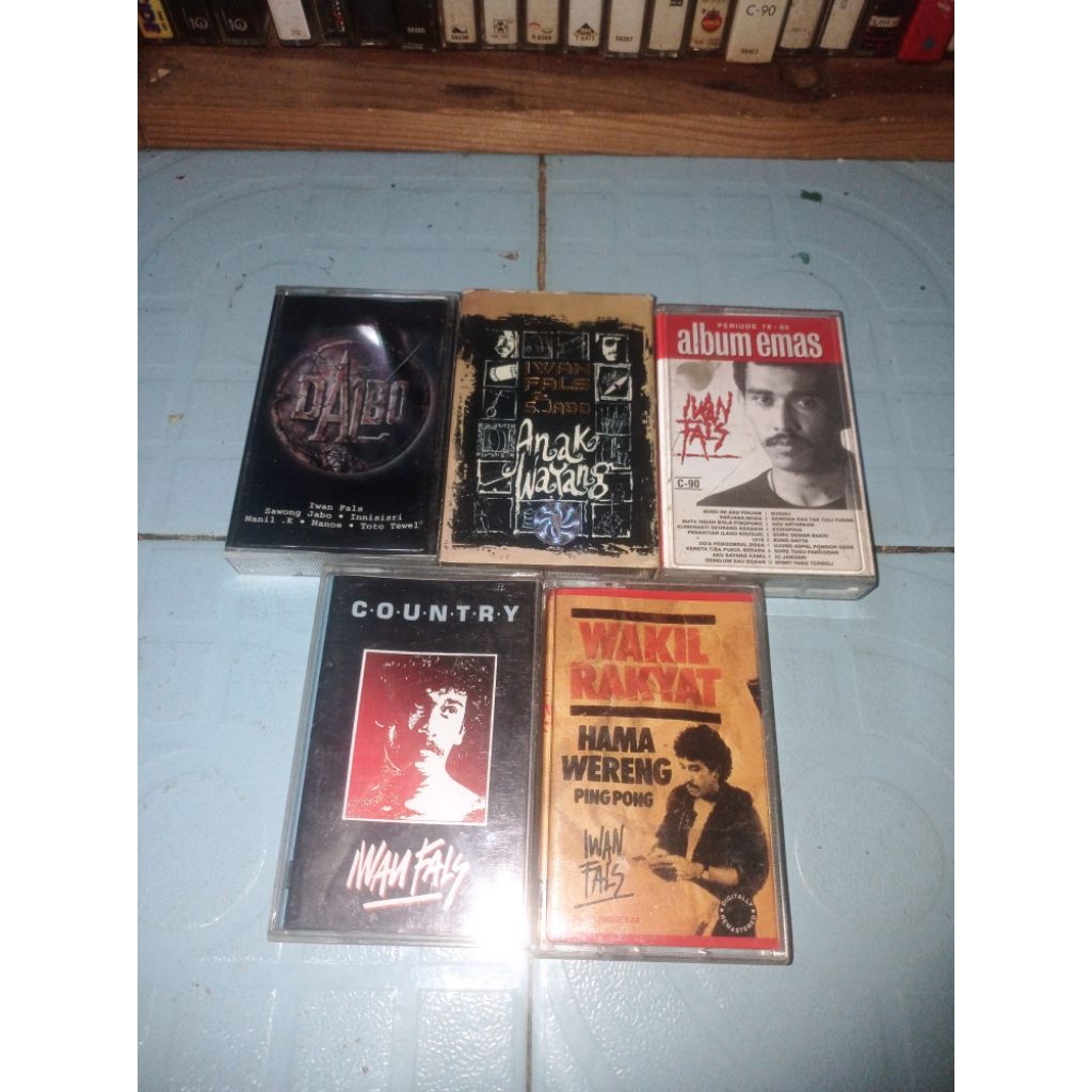 Kaset Pita Iwan Fals - Dalbo - Anak Wayang - Album Emas - Country - Wakil rakyat