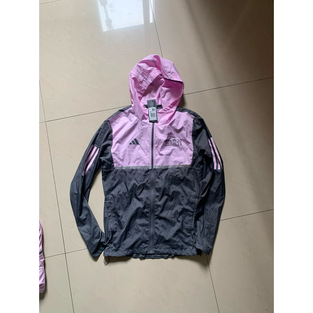 Windbreaker Unisex Jaket Lari ADIDAS Running x Berlin Marathon size M Original