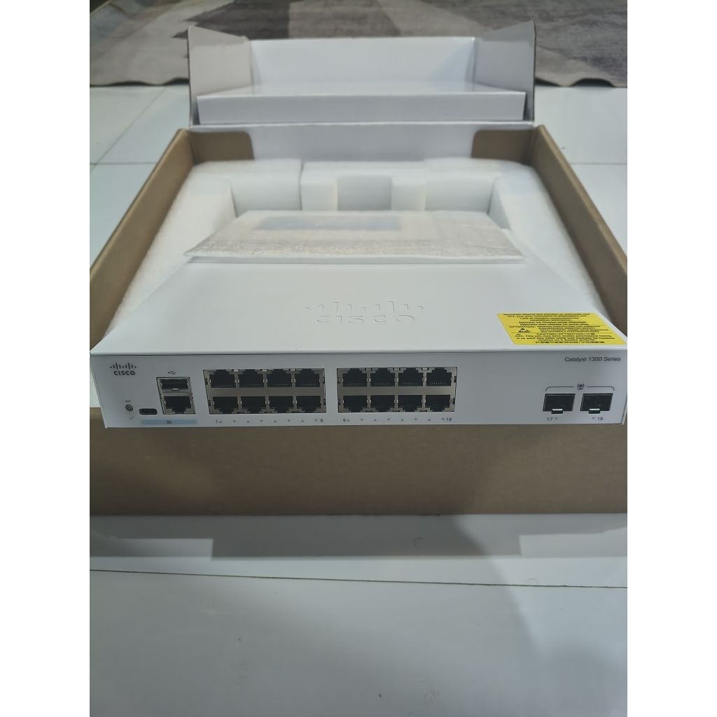 Switch Manageable cisco C1300 16T 2G