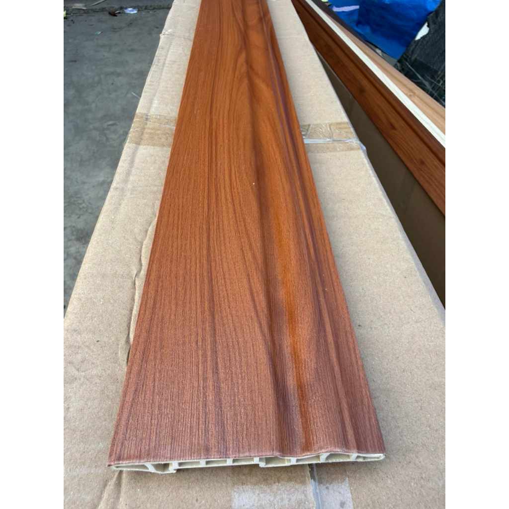 YUCA LIST PLINT PVC 3M /Lantai dan Dinding