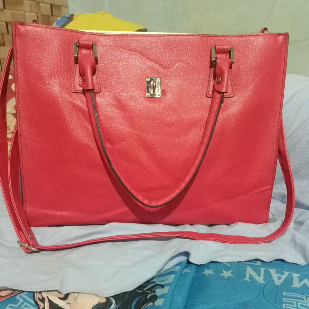 tas piorina warna fuchsia preloved